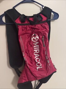 Miracol Hydration Backpack - Hiking, Trail Running, Biking
